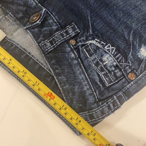 Silver Jeans Co. Tuesday Low Rise Boot Cut Jean - Picture 9 of 11